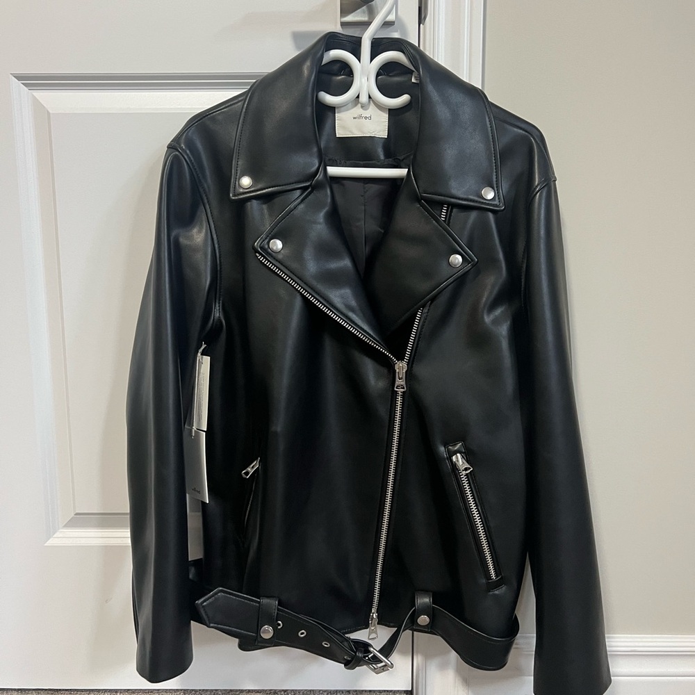 Aritzia Lightning Jacket